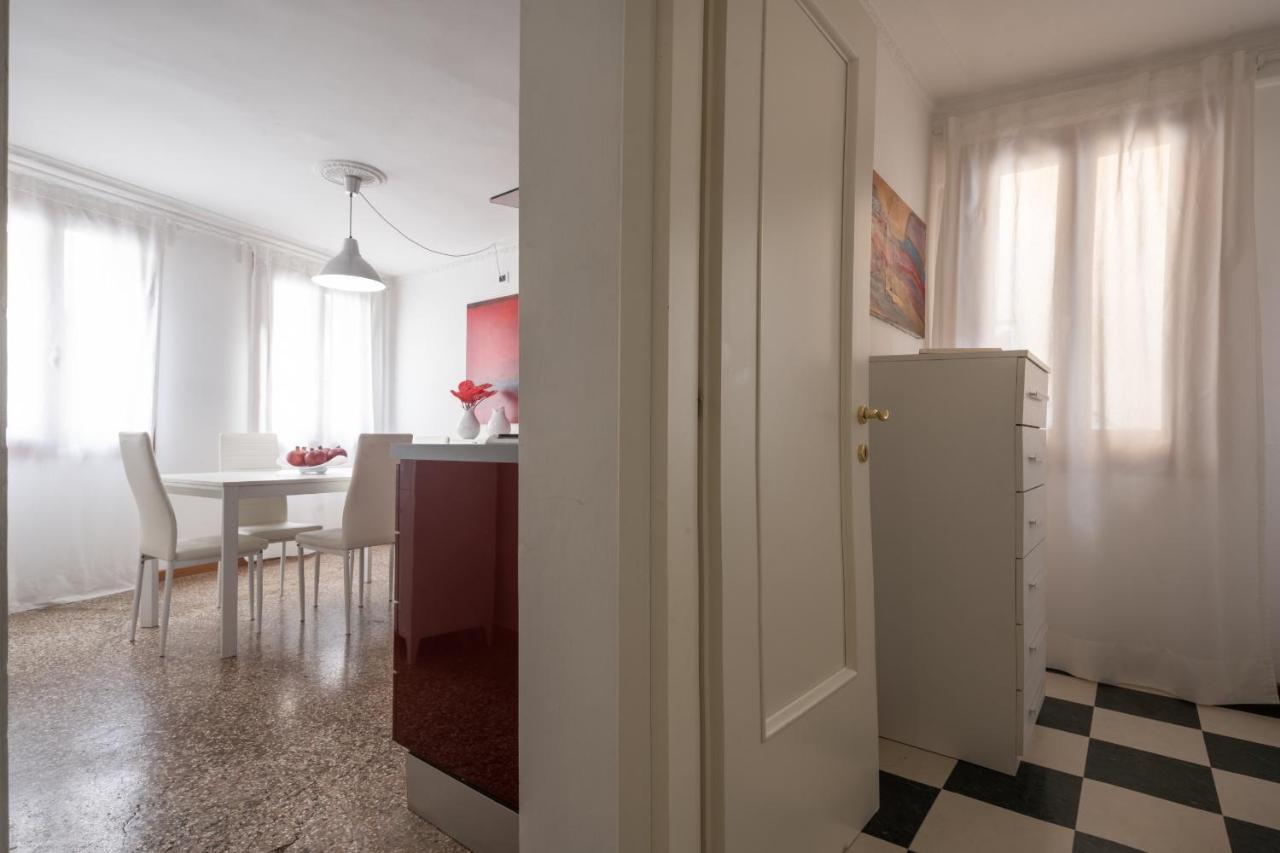 Santa Maria Formosa Terrace R&R Appartement Venetië Buitenkant foto
