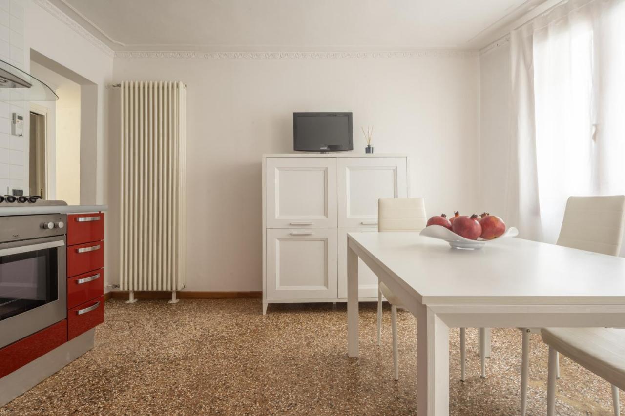 Santa Maria Formosa Terrace R&R Appartement Venetië Buitenkant foto